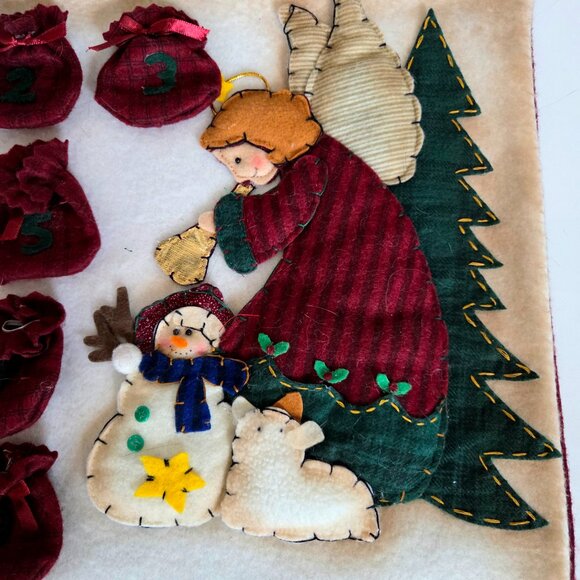 Fabric hand made Christmas wall advent count down calendar. - Picture 2 of 6
